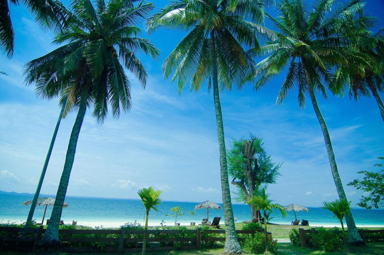 Aseania Resort Pulau Besar Mersing Exterior foto